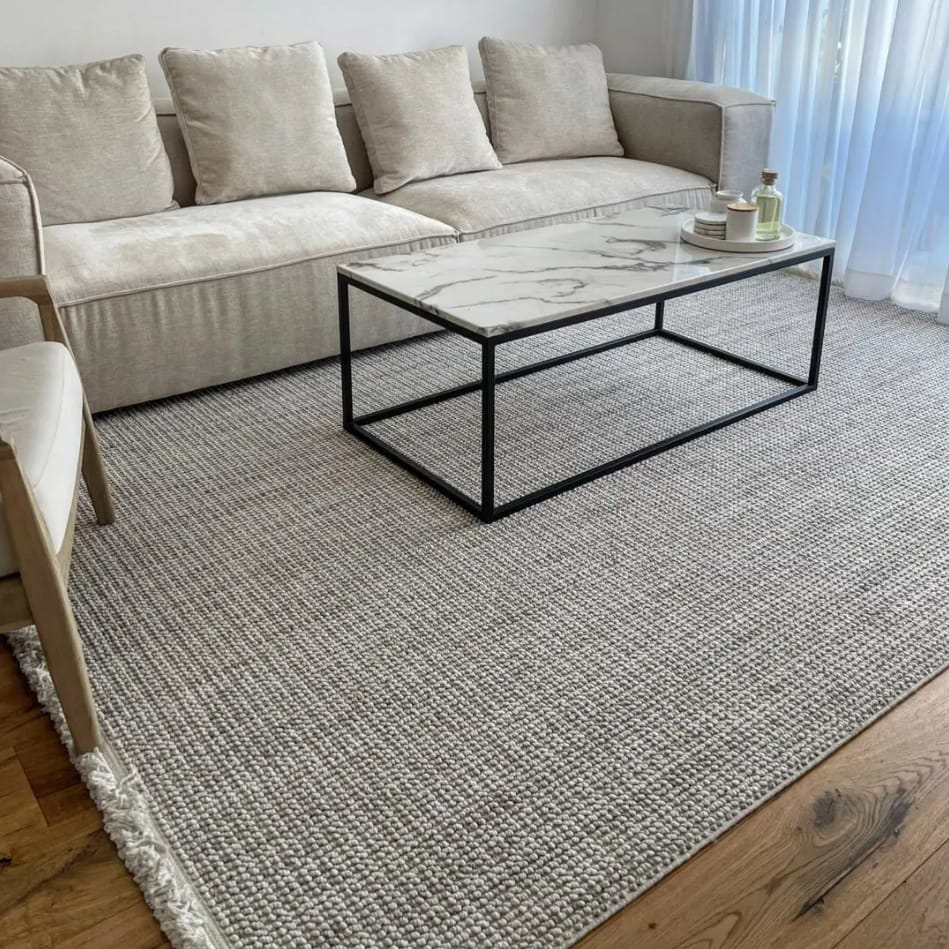 שטיח אגרה דגם E078C מידה 160/230 ס''מ צבע אפור בהיר BuyCarpet