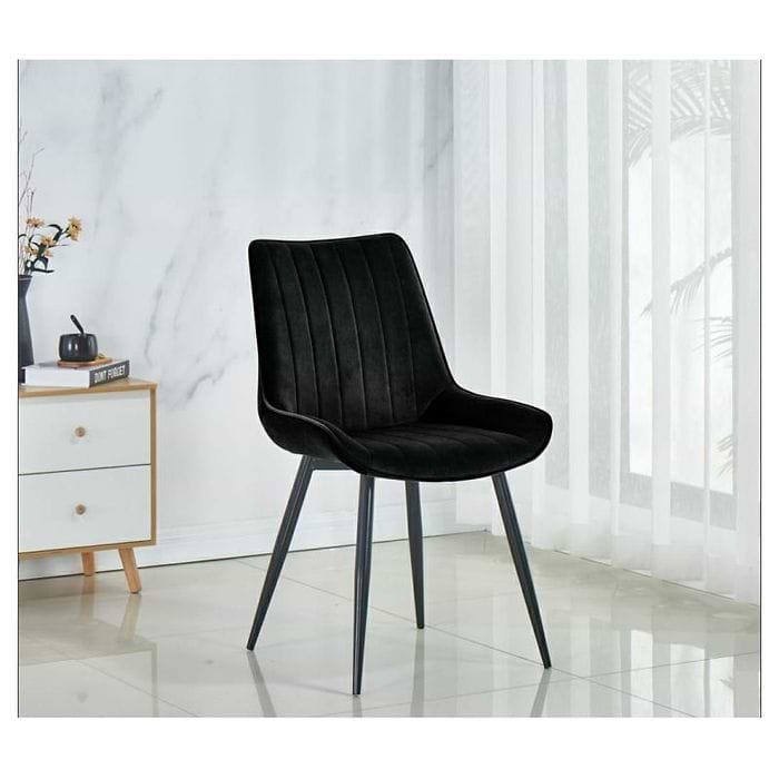 ארבע כיסאות ריבועים לפינת אוכל נפטון שחור דגם LEONARDO לאונרדו