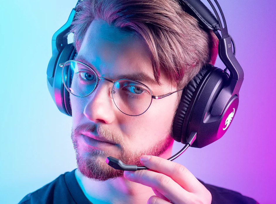 אוזניות אלחוטית Roccat Elo Air 7.1 - צבע שחור שנה אחריות ע"י היבואן הרשמי