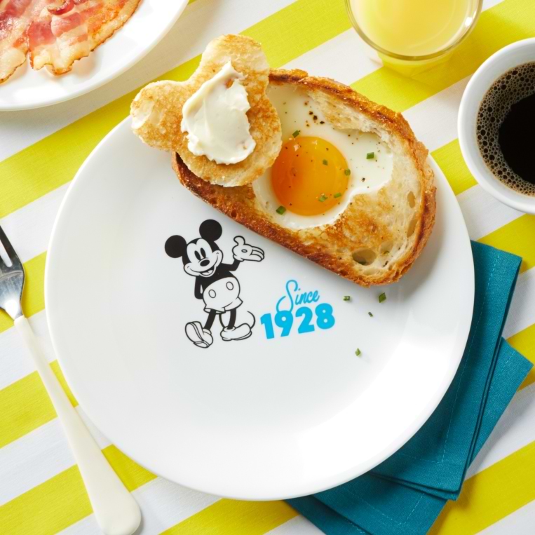 סט 8 צלחות מנה ראשונה קורל דגם Disney’s Mickey Mouse תוצרת ארה