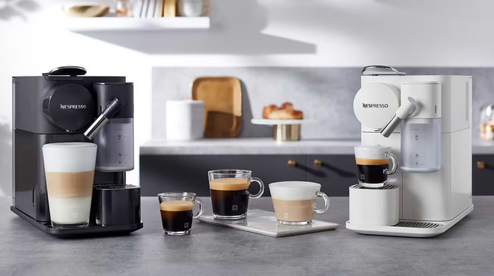 מכונת קפה Nespresso F121 Lattissima One - בצבע שחור אחריות ע"י היבואן הרשמי