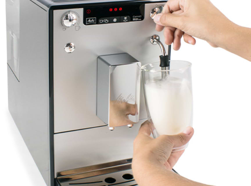 מכונת אספרסו + מקציף חלב Melitta Solo E953-202 - צבע כסוף שנתיים אחריות ע"י היבואן הרשמי
