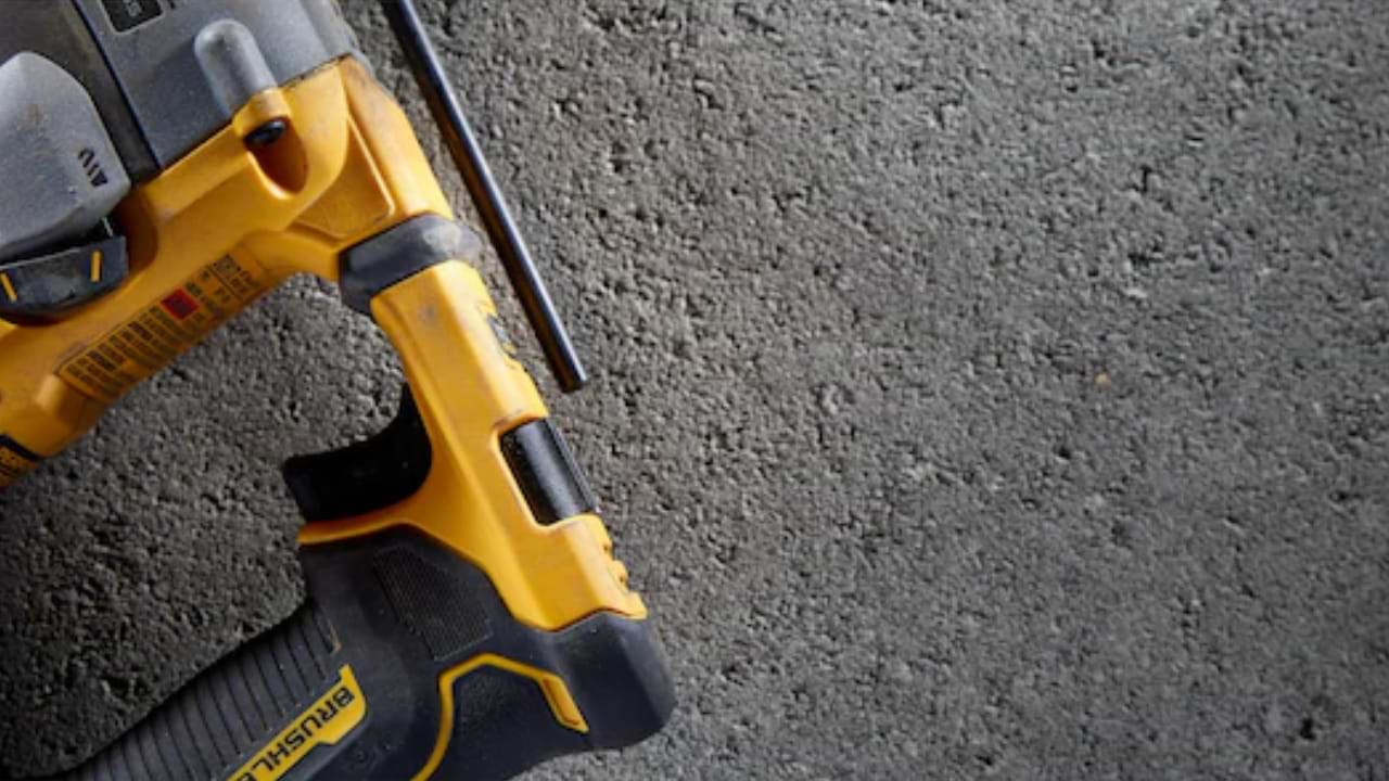 פטישון בראשלס DeWALT DCH172N/DCH172B 18V XR Li-Ion Brushless – גוף בלבד