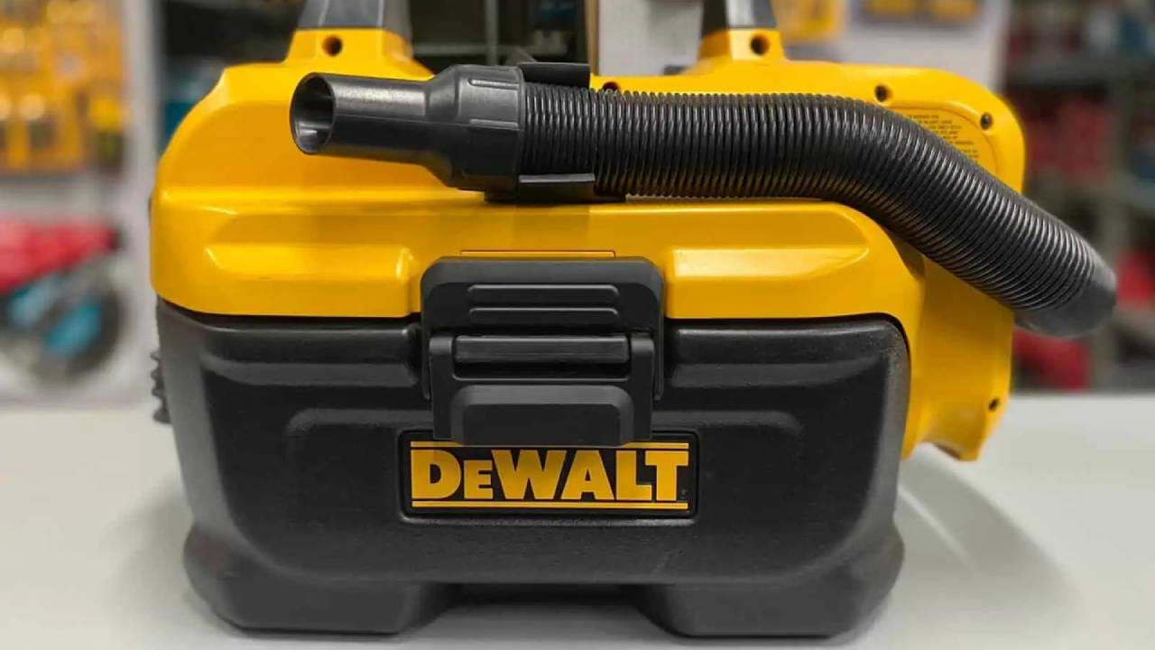 שואב משולב מפוח עם פילטר פנימי 18/20V  DCV580N/DCV580B DeWALT - גוף בלבד