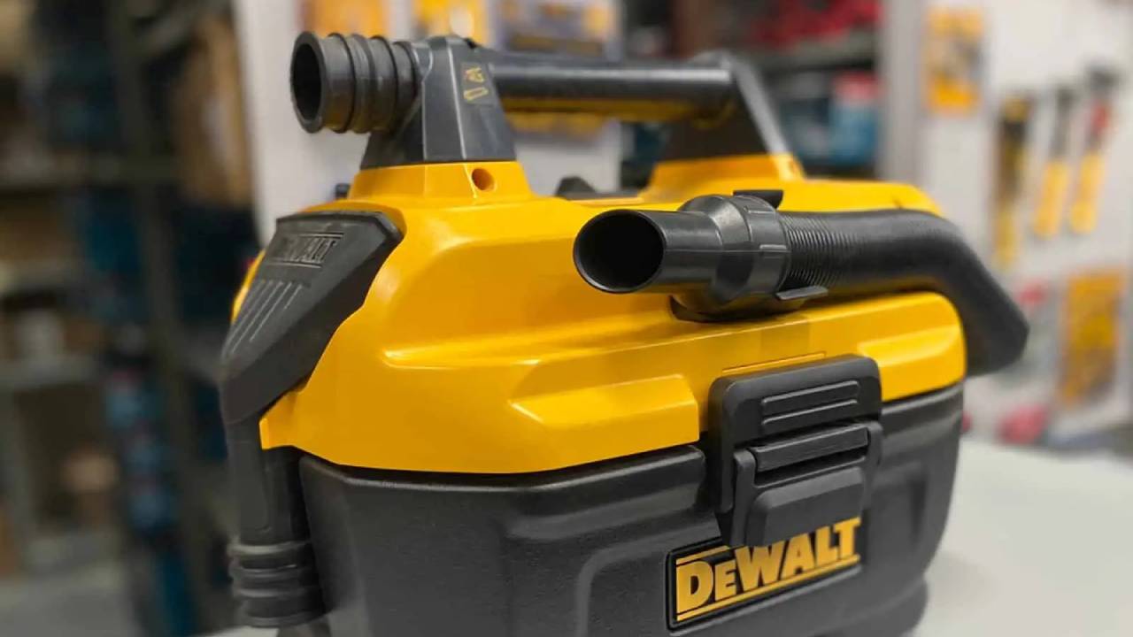שואב משולב מפוח עם פילטר פנימי 18/20V  DCV580N/DCV580B DeWALT - גוף בלבד