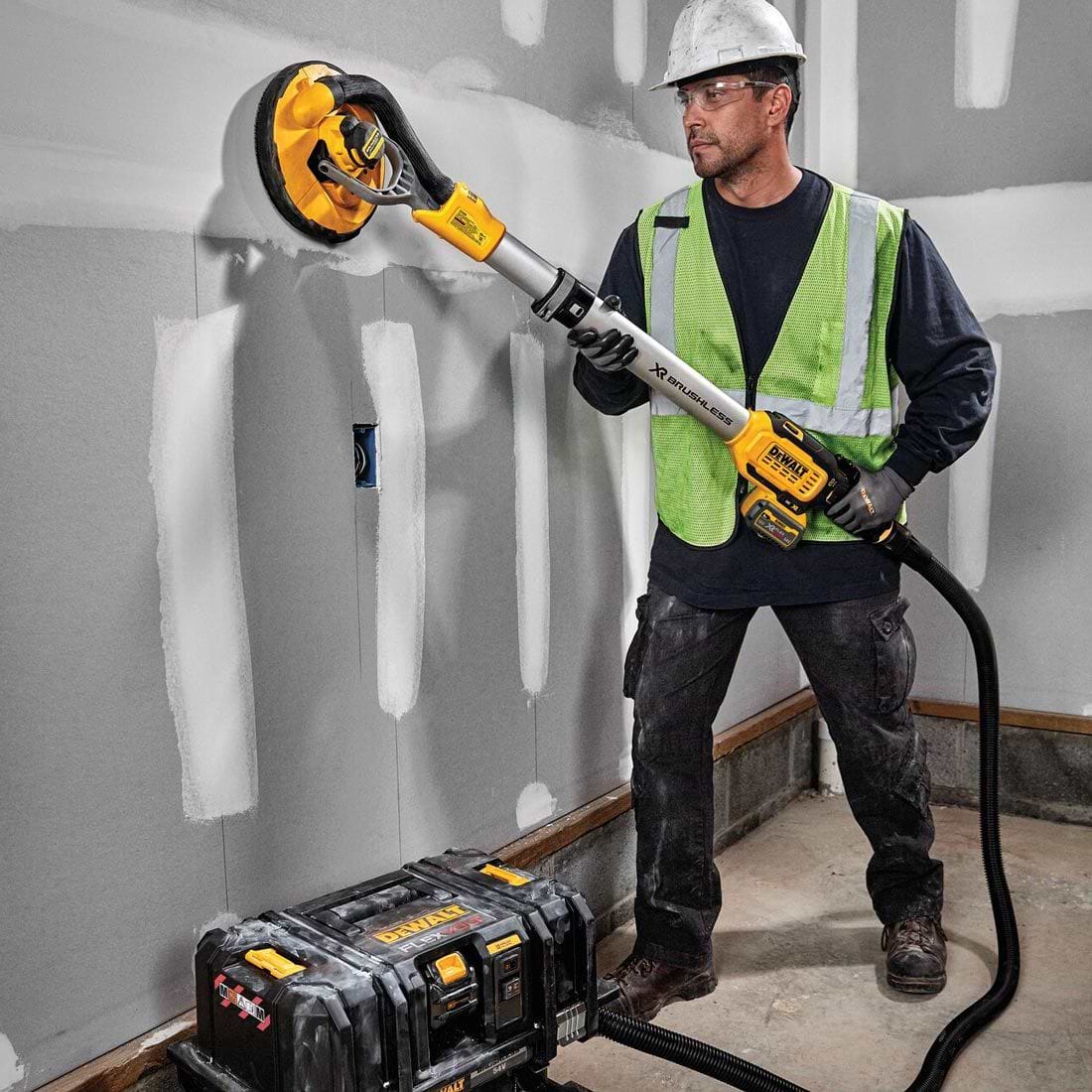מלטשת טלסקופית נטענת 18/20V בראשלס דגם DCE800N DeWALT - גוף בלבד