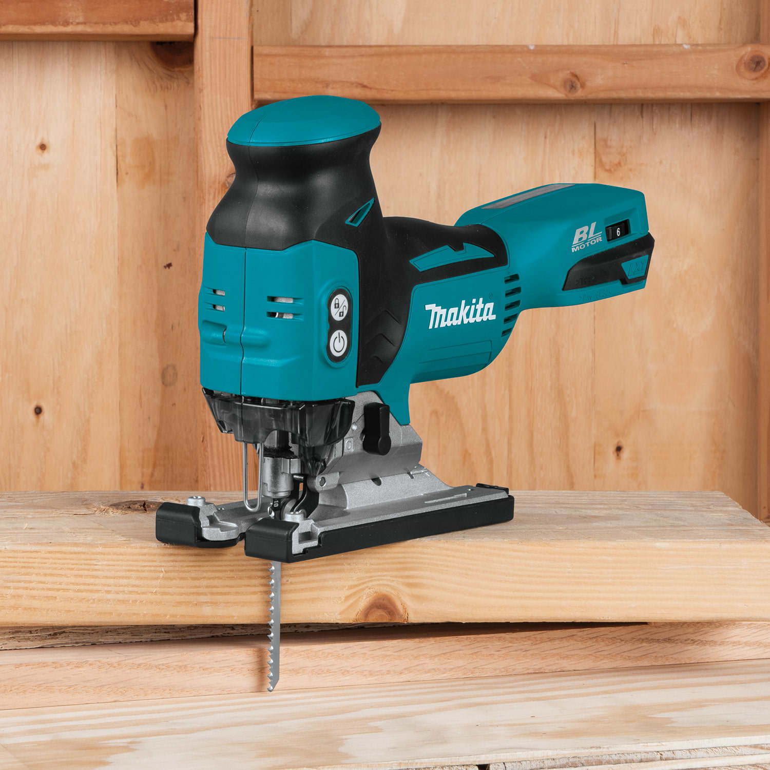 מסור אנכי בראשלס אחיזת גוף DJV181Z 18V LXT Li-Ion Makita - גוף בלבד