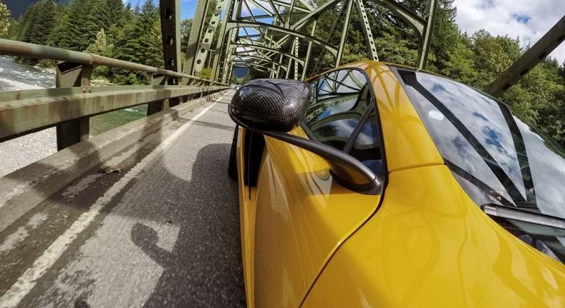 תמונה כוס יניקה על רכב GoPro Suction Cup