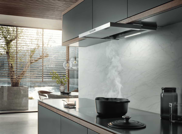 כיריים אינדוקציה 62 ס"מ עם 4 מוקדי בישול Miele KM7464 FL תוצרת גרמניה - תלת פאזי - צבע שחור אחריות ע"י היבואן הרשמי