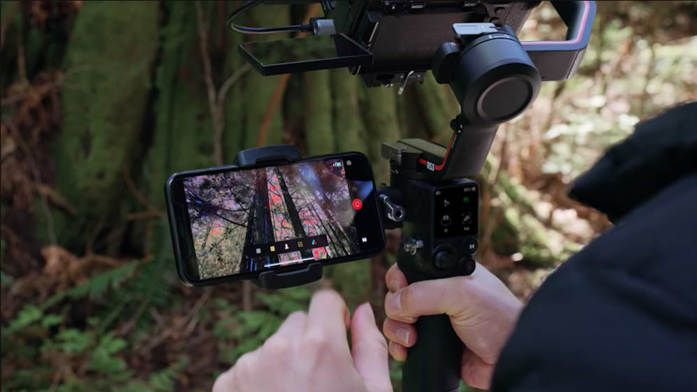 מייצב למצלמה DJI RS 3 - צבע שחור שנה אחריות ע"י היבואן הרשמי