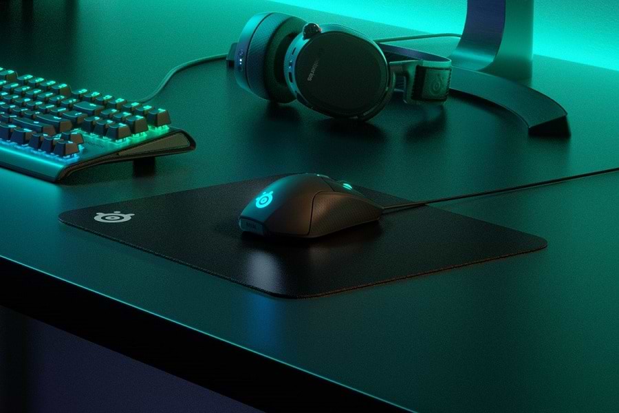 משטח גיימינג SteelSeries QcK Hard Medium -  צבע שחור שנתיים אחריות ע"י היבואן הרשמי