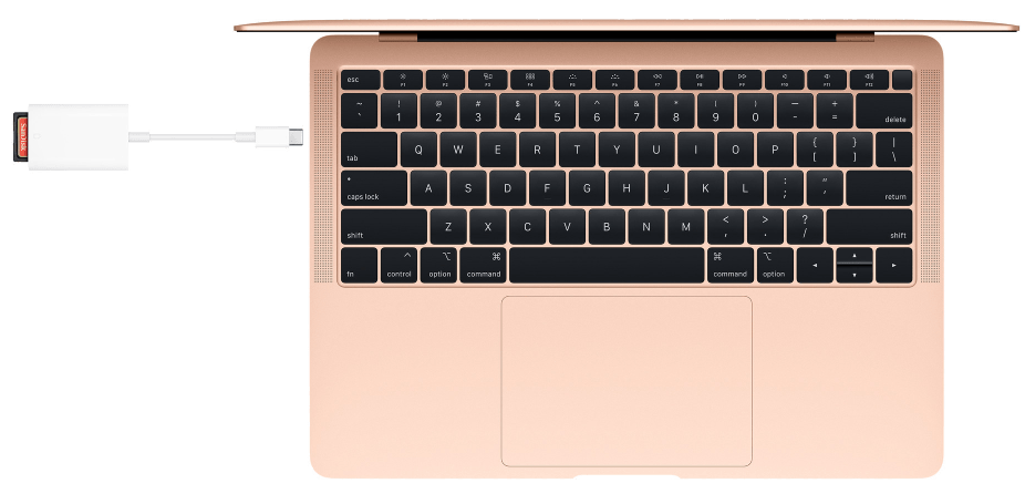 מתאם USB-C לחיבור SD מבית Apple - צבע לבן שנה אחריות ע"י היבואן הרשמי