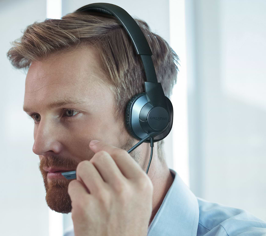 אוזניות חוטיות Creative HS-720-V2 USB - צבע שחור שנה אחריות ע"י היבואן הרשמי