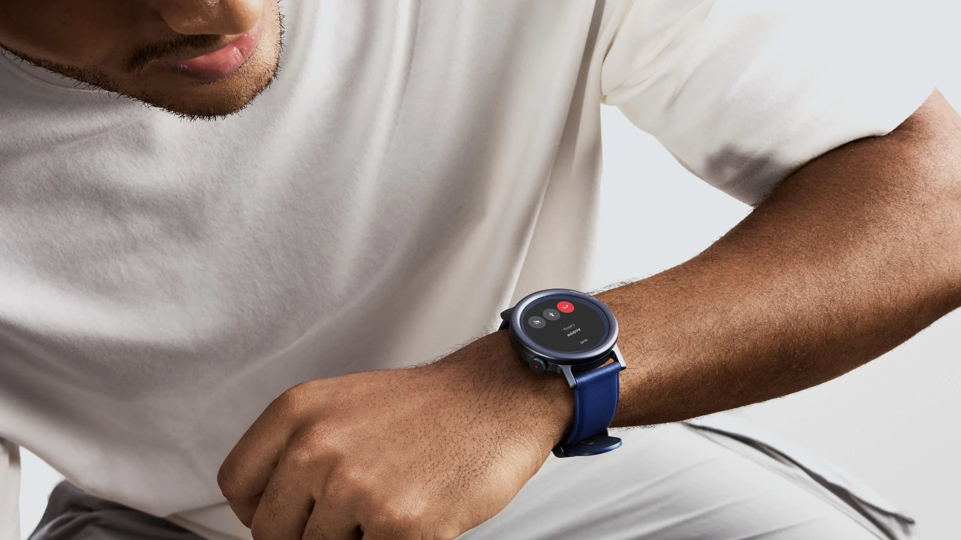 שעון חכם CMF by Nothing Watch Pro 2 IP68 - צבע אפור כהה שנה אחריות ע"י היבואן הרשמי