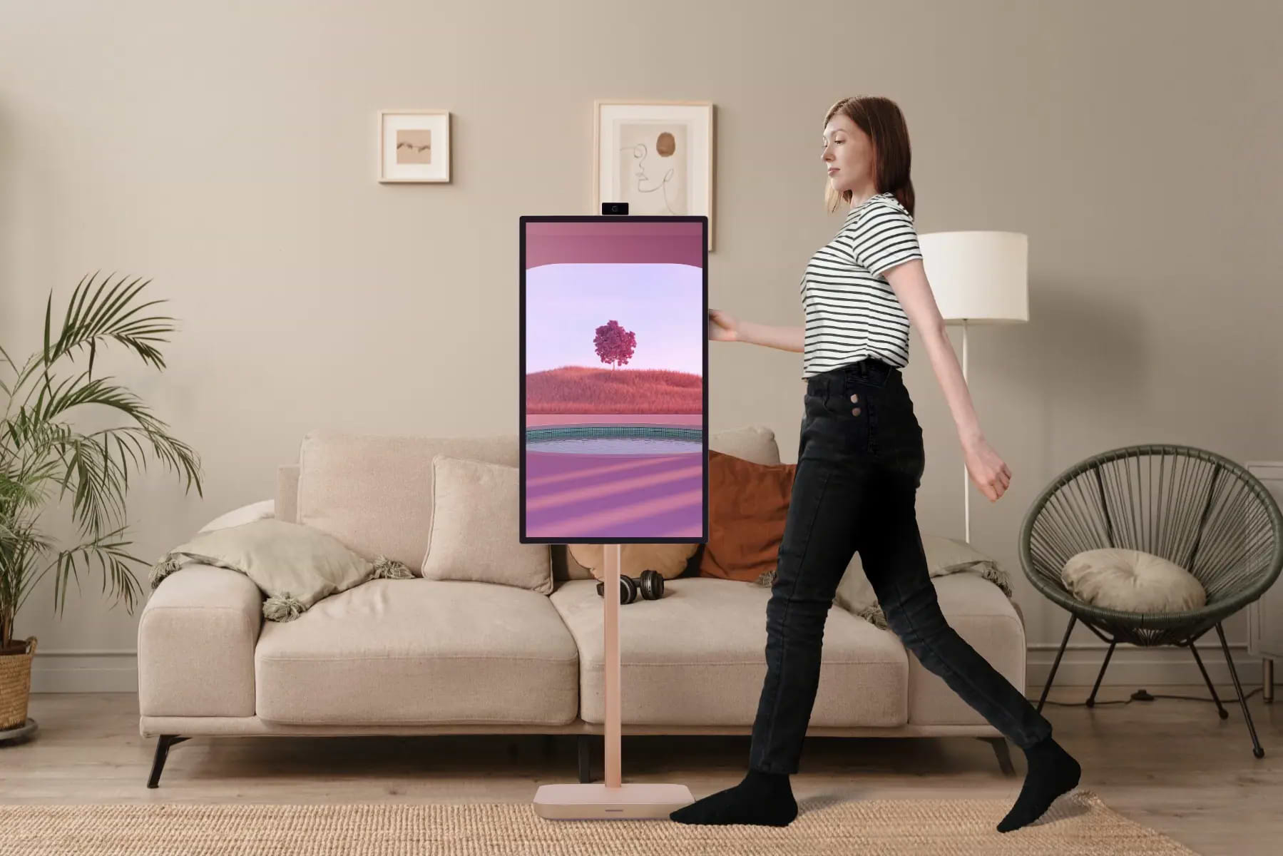מסך מגע חכם נייד עם מצלמה מובנית 31.5'' AOPEN 32S1U Pro VA 4K UHD - צבע זהב שלוש שנות אחריות ע"י היבואן הרשמי