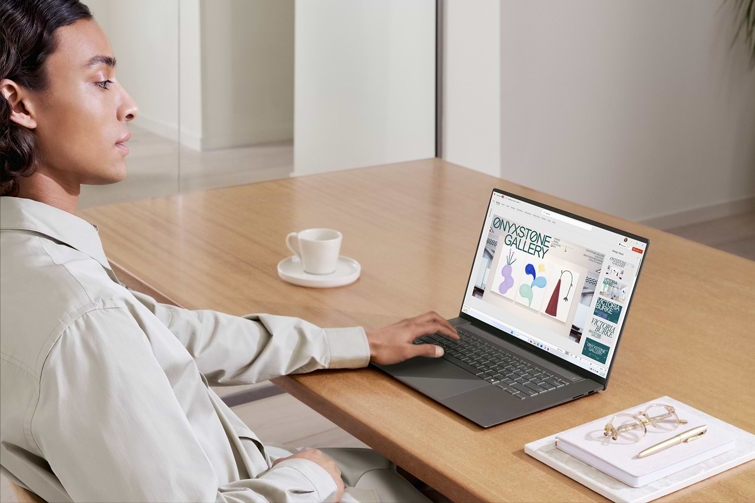 מחשב נייד עם מסך מגע Asus Zenbook S 16
