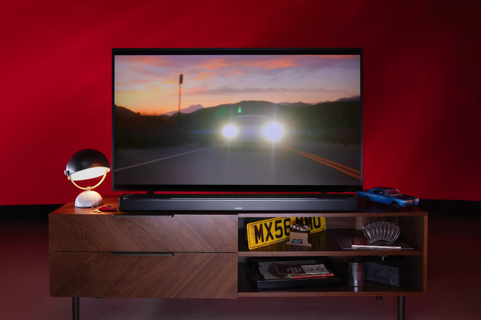 מקרן קול Bose Smart Ultra Soundbar - צבע שחור שנה אחריות ע"י היבואן הרשמי
