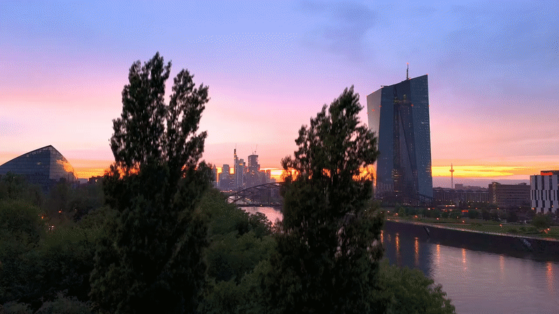 רחפן עם שלט חכם DJI Mini 4 Pro - צבע אפור שנה אחריות ע"י היבואן הרשמי