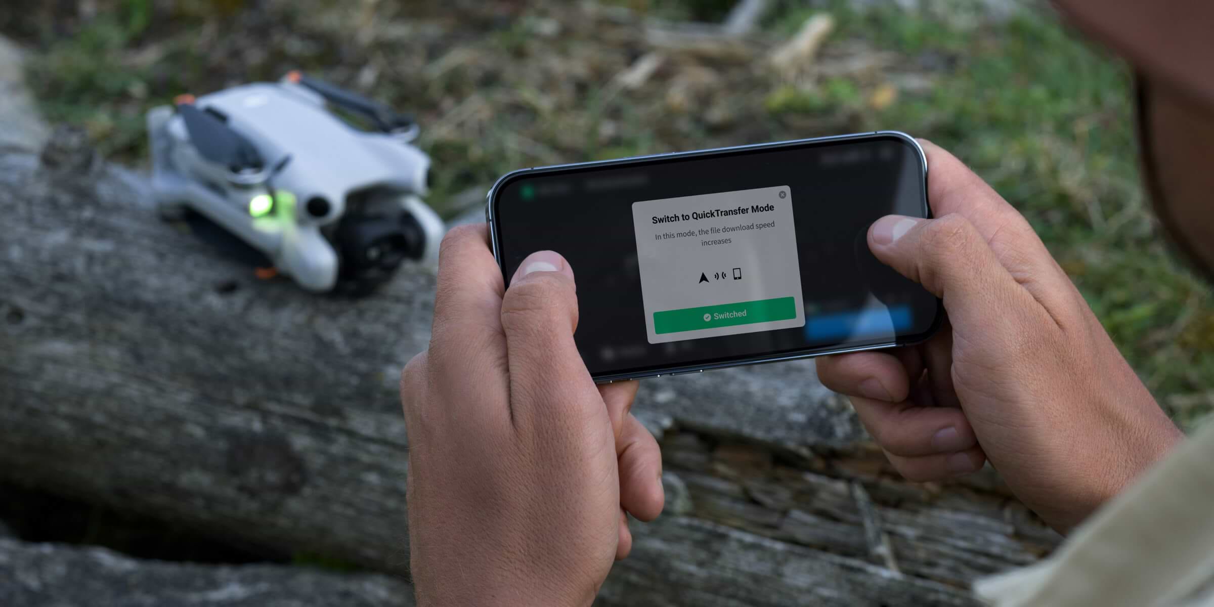 רחפן עם שלט חכם DJI Mini 4 Pro - צבע אפור שנה אחריות ע"י היבואן הרשמי