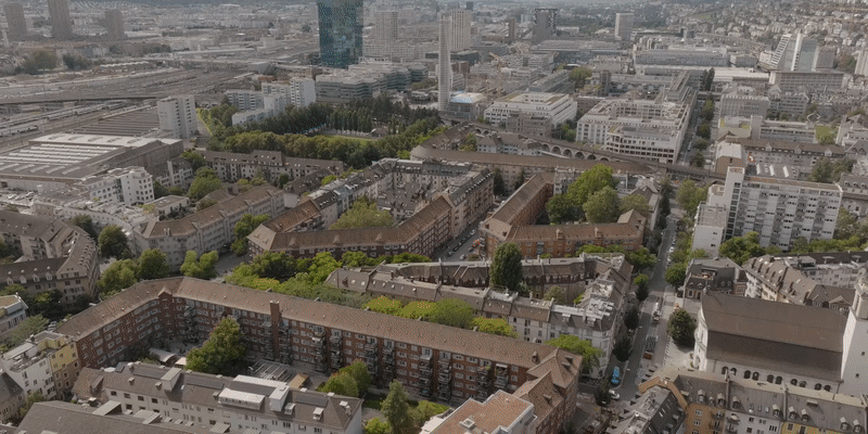 רחפן עם שלט חכם DJI Mini 4 Pro - צבע אפור שנה אחריות ע"י היבואן הרשמי