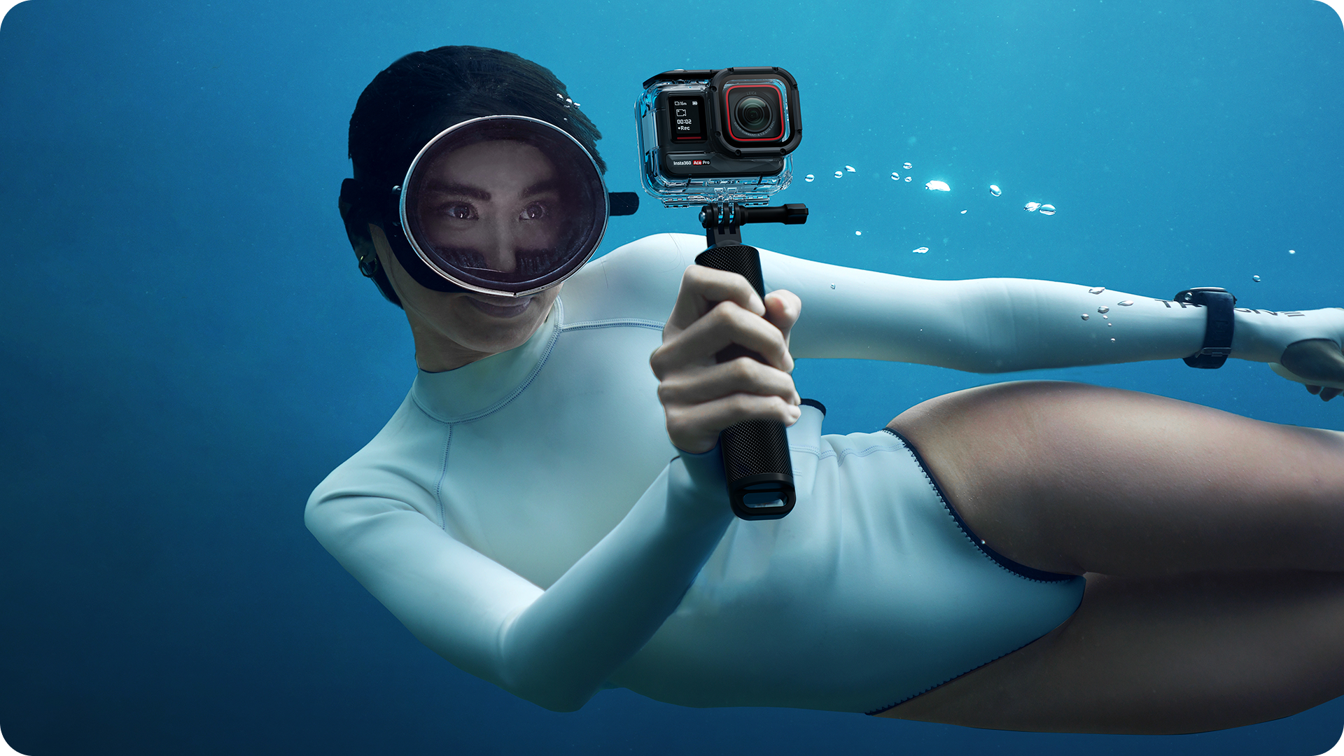 מארז צלילה שקוף למצלמת אקסטרים Insta360 Ace Pro