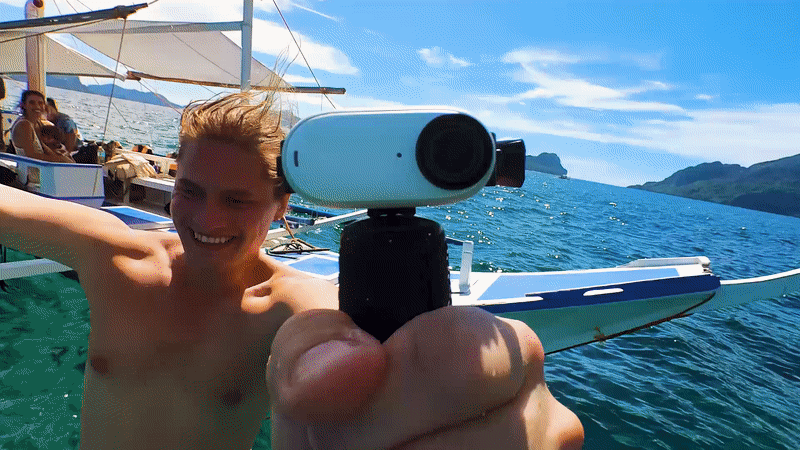 מצלמת אקסטרים Insta360 GO 3 64GB IPX8 - צבע לבן שנה אחריות ע"י היבואן הרשמי