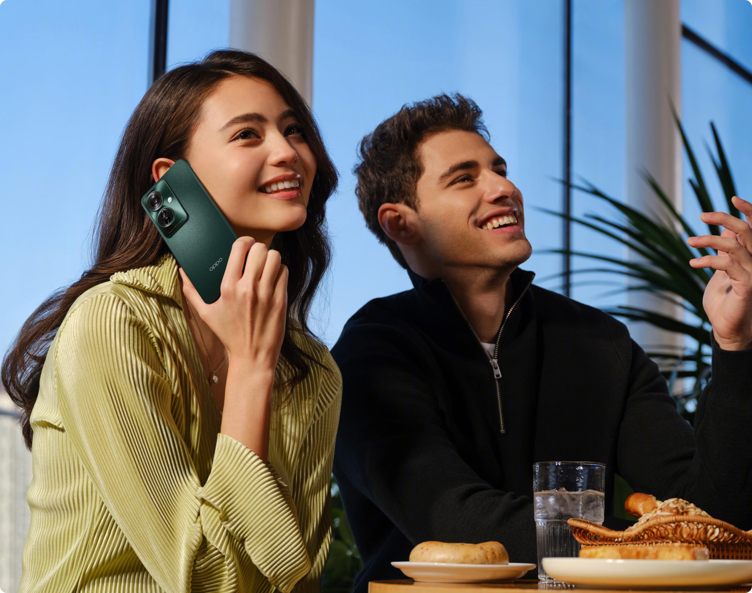 סמארטפון Oppo Reno 11F 5G 256GB 8GB RAM CPH2603 - צבע ירוק דקל שנתיים אחריות ע"י היבואן הרשמי