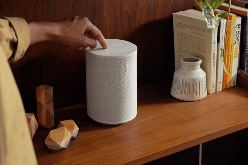 רמקול אלחוטי חכם Sonos Era 100 - צבע לבן שנתיים אחריות ע"י היבואן הרשמי