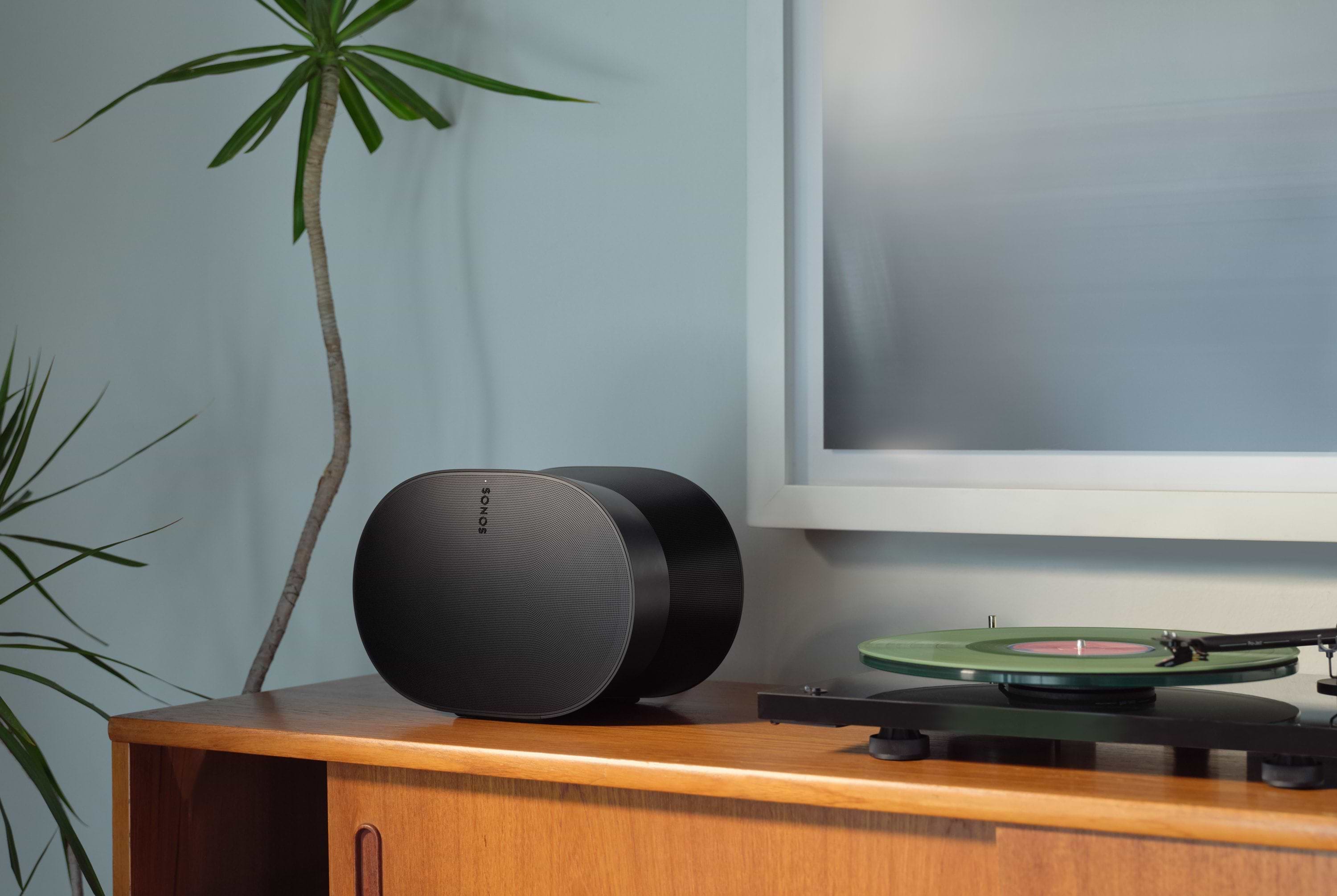 רמקול אלחוטי חכם Sonos Era 300 - צבע שחור שנתיים אחריות ע"י היבואן הרשמי