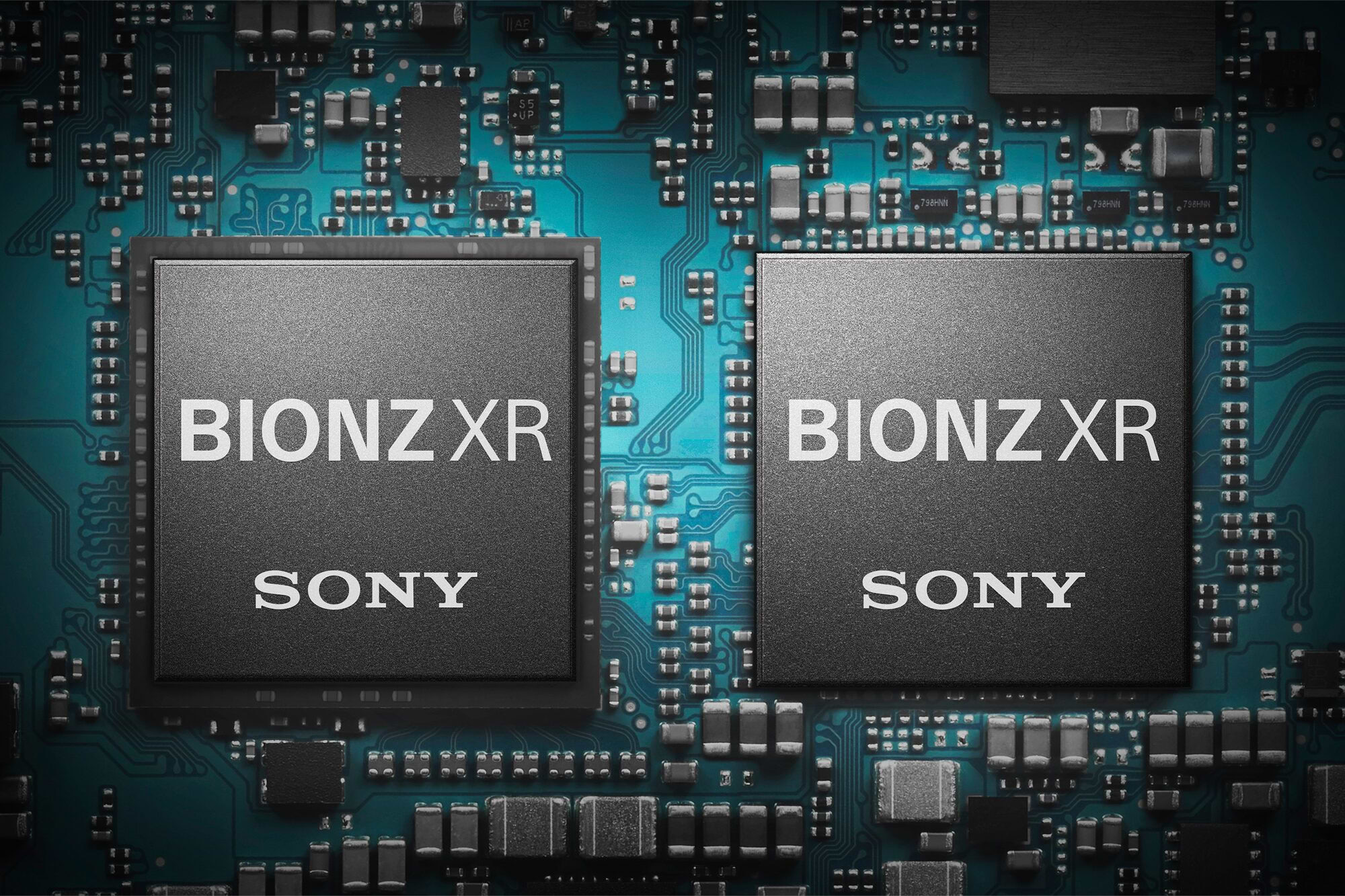 מצלמה דיגיטלית ללא מראה הכוללת עדשה Sony Alpha 7C II FE 28-60mm f/4-5.6 - שלוש שנות אחריות ע"י היבואן הרשמי