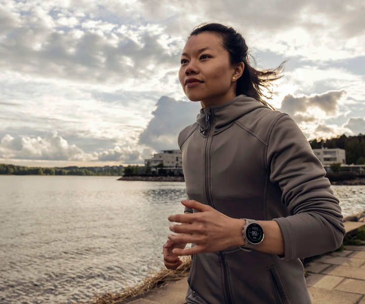 שעון ספורט חכם Suunto 5 Peak GPS 43mm - צבע שחור שנתיים אחריות ע"י היבואן הרשמי