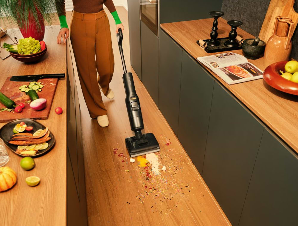 שואב אבק ידני שוטף Roborock F25 Combo - צבע שחור אחריות ע"י היבואן הרשמי