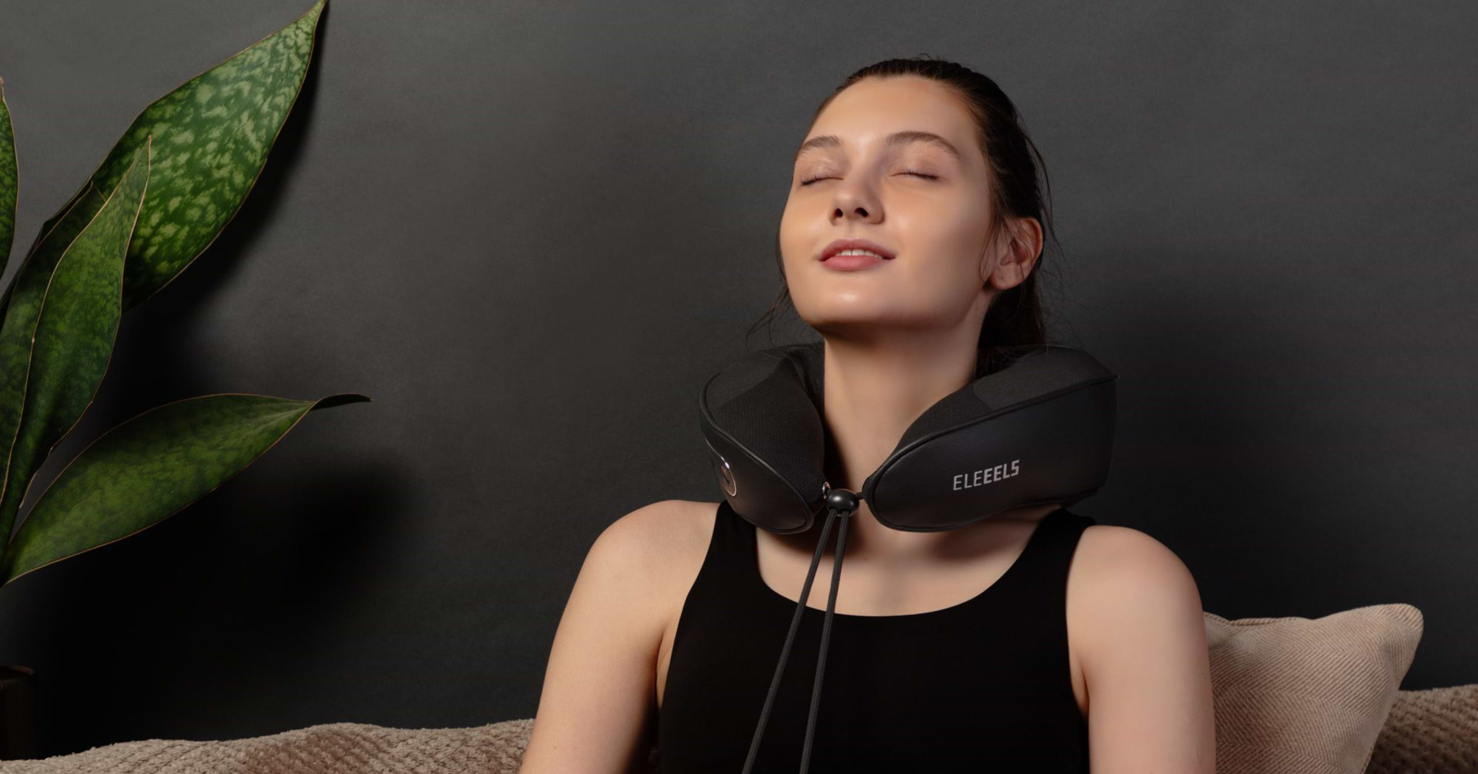 כרית מסאג' לצוואר ELEEELS R5 Neck Care Massager  - צבע שחור