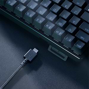 מקלדת מכנית חוטית Razer Huntsman Mini Red Switchs - צבע שחור שנתיים אחריות ע"י יבואן הרשמי