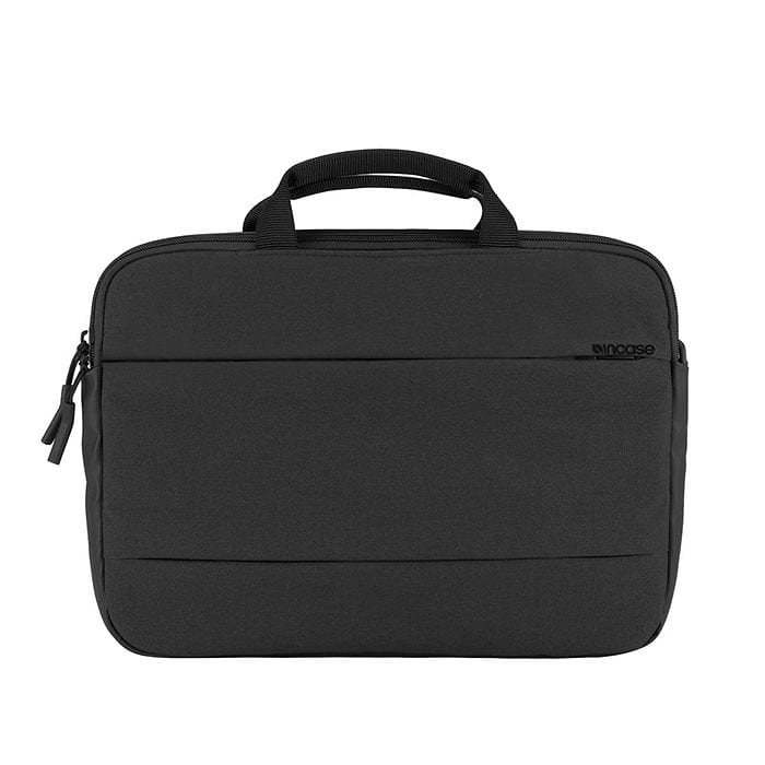 תיק צד למחשב Incase City Brief 16 - צבע שחור שנה אחריות עי היבואן הרשמי 