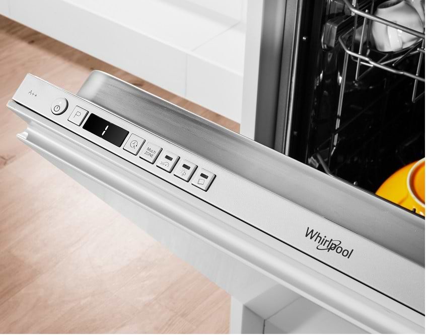 מדיח כלים אינטגראלי מלא WRIC3C26PF Whirlpool