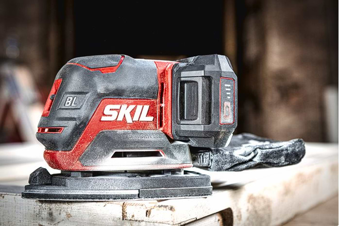 מלטשת מולטי יד אחת 20V Brushless + שק איסוף + סוללה 2.0Ah + מטען SKIL