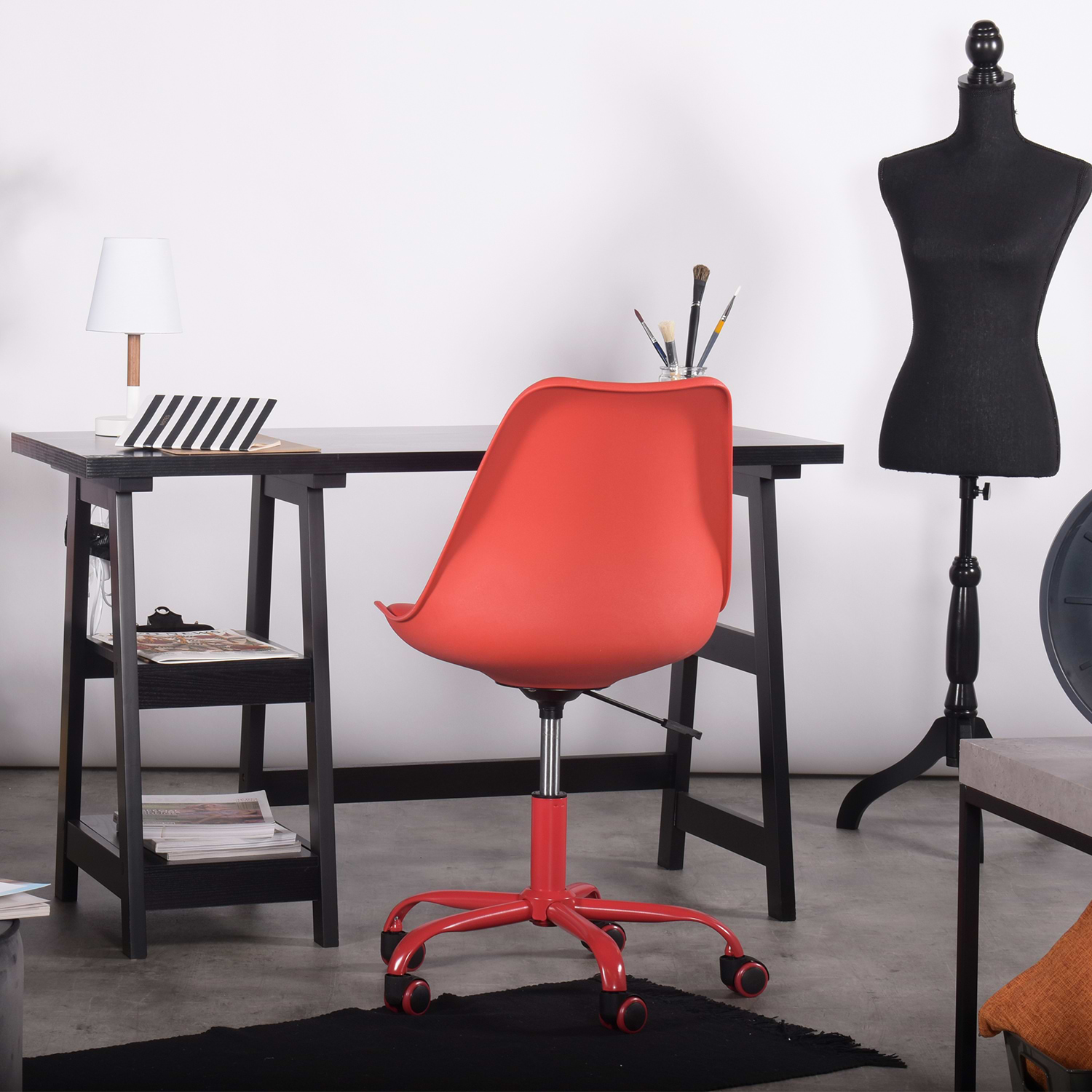כיסא משרדי דגם BLOKHUS צבע אדום HOMAX