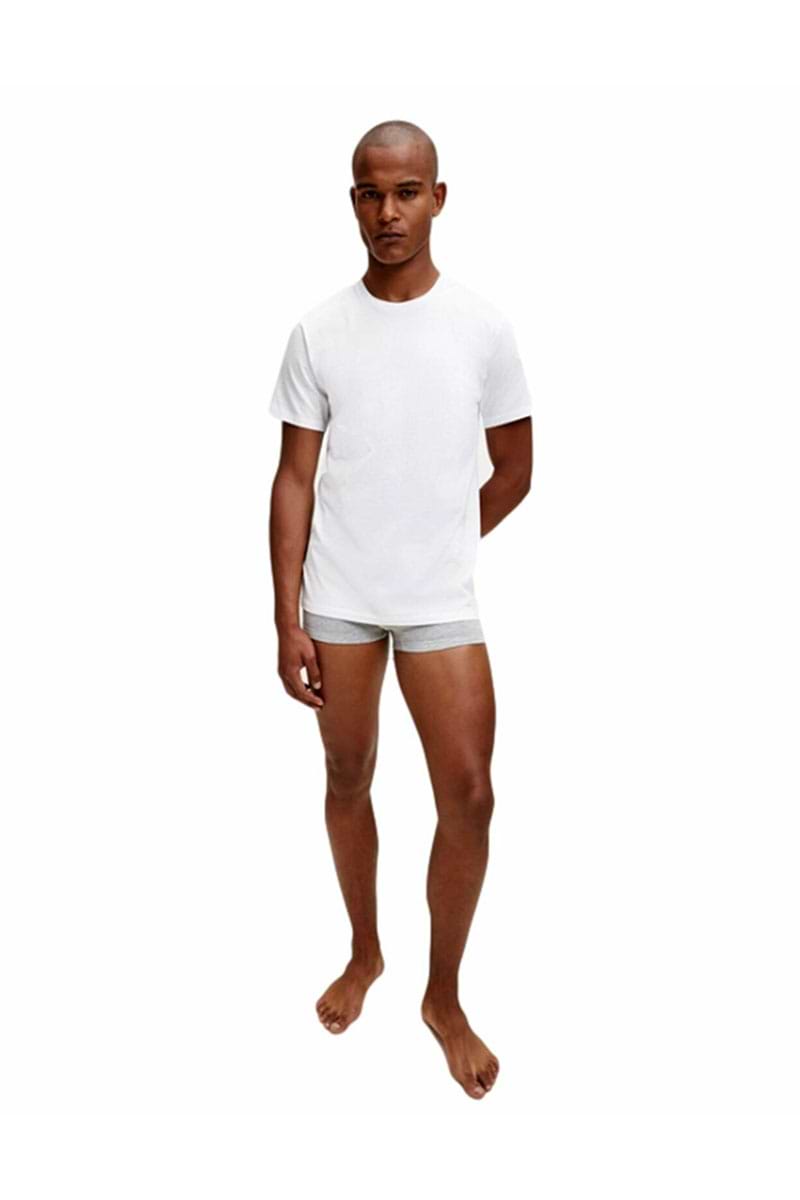 מארז שלוש חולצות טישירט Calvin Klein צווארון עגול לגברים