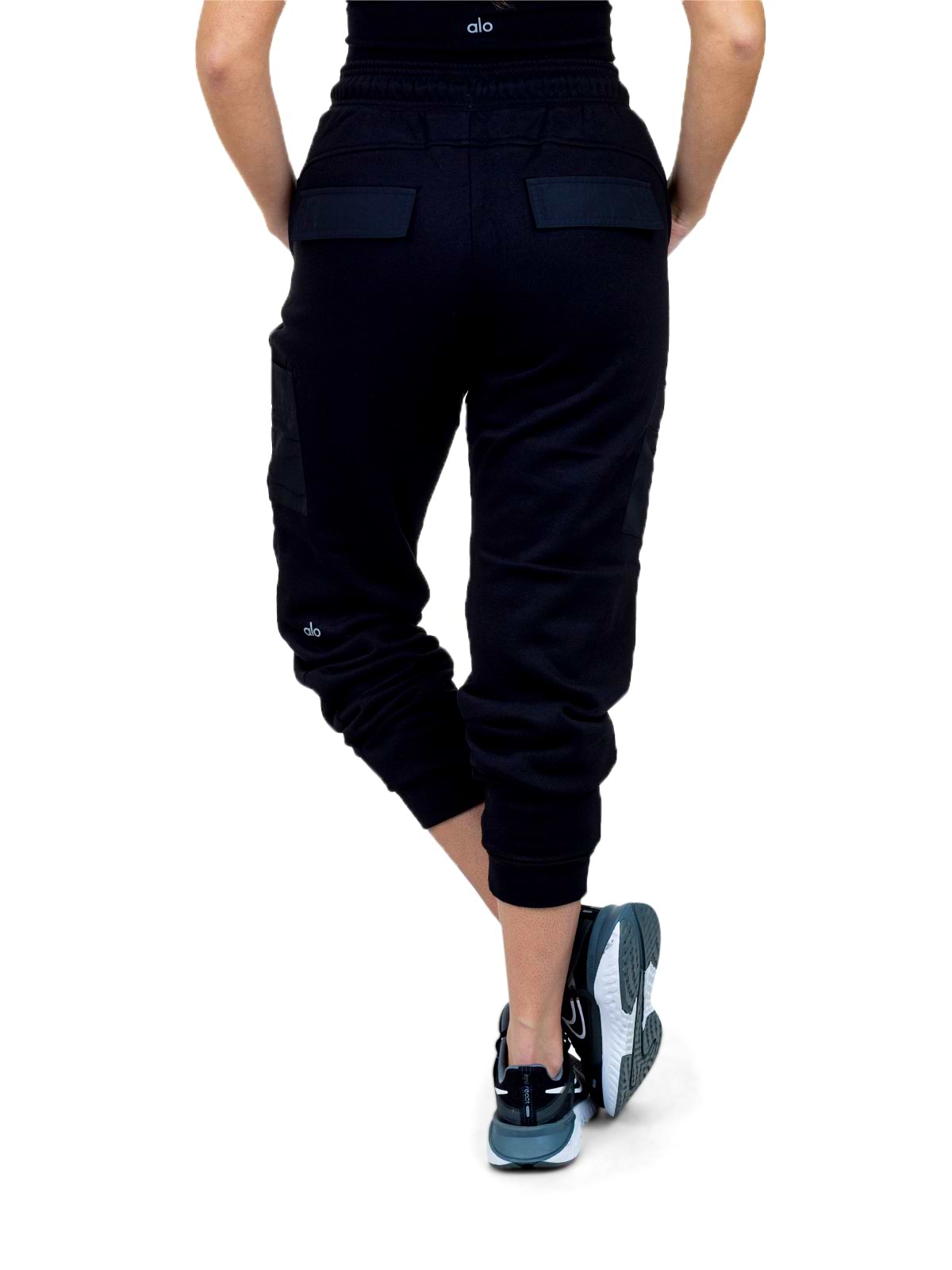 מכנס טרנינג Alo Yoga לנשים דגם Cargo Jogger