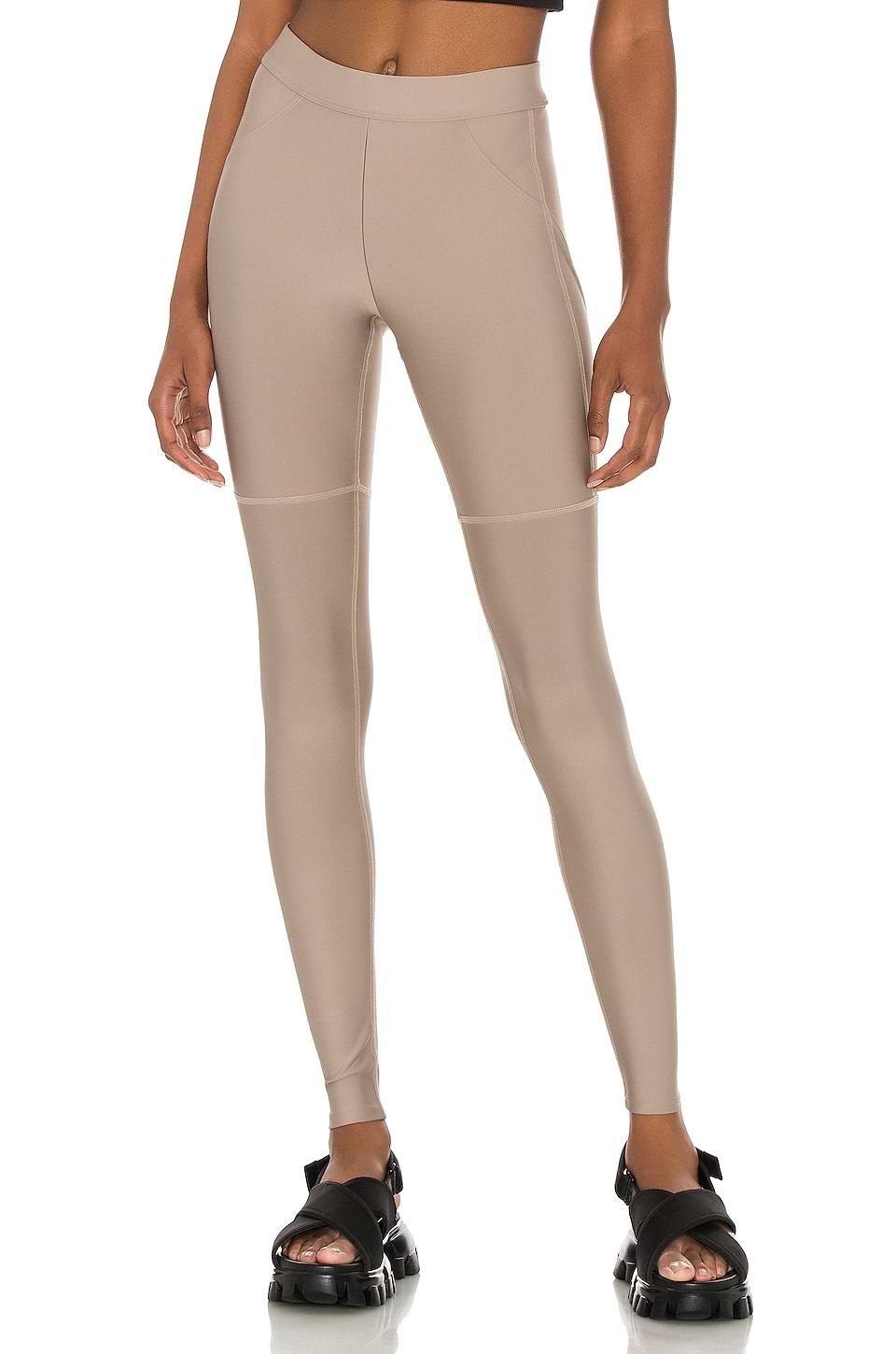 טייץ גבוה Alo Yoga לנשים דגם Airlift Legging