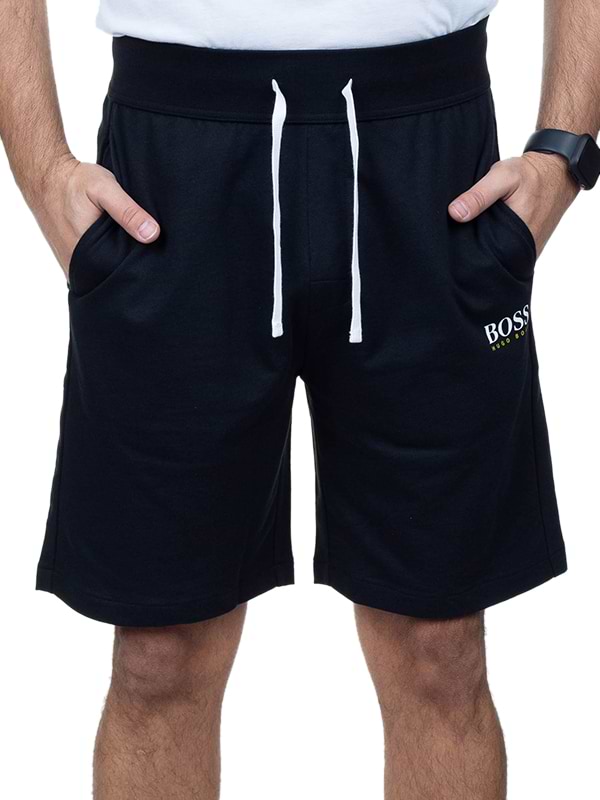 מכנסי שורט HUGO BOSS לגבר דגם Essential