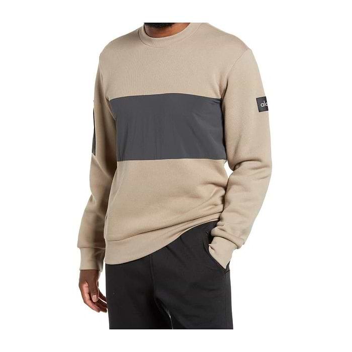 סווטשרט Alo Yoga לגבר דגם Traverse Pullover