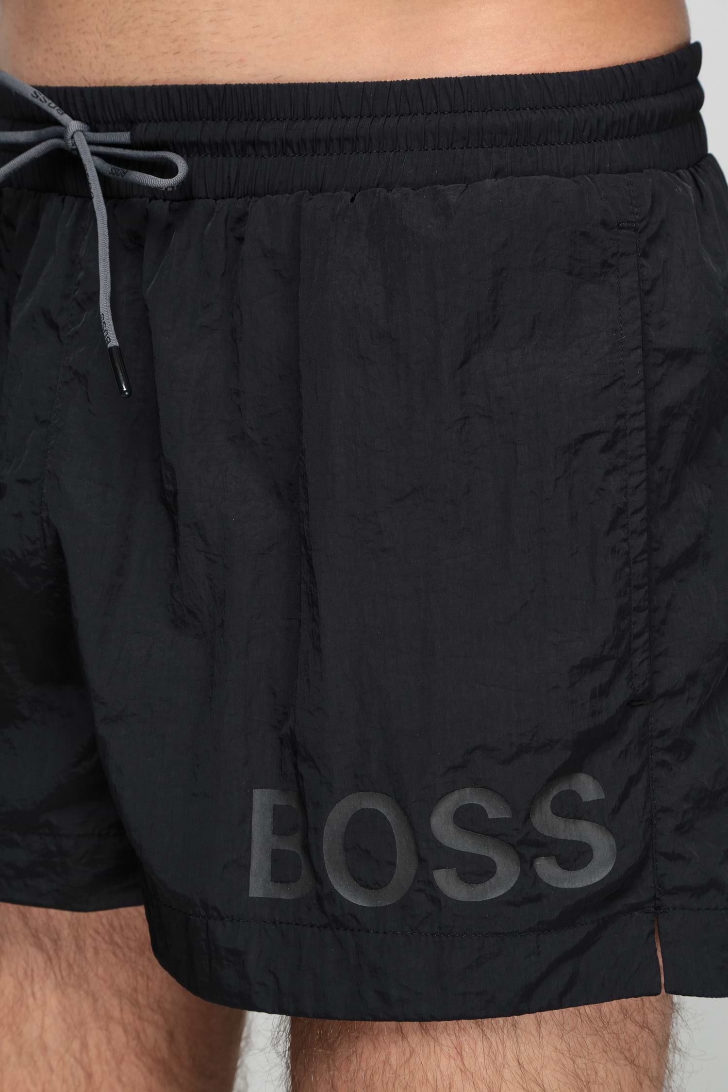 מכנסי בגד ים Hugo Boss לגברים דגם Moonyey
