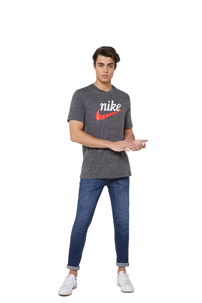 טי שירט Nike לגברים דגם Heritage