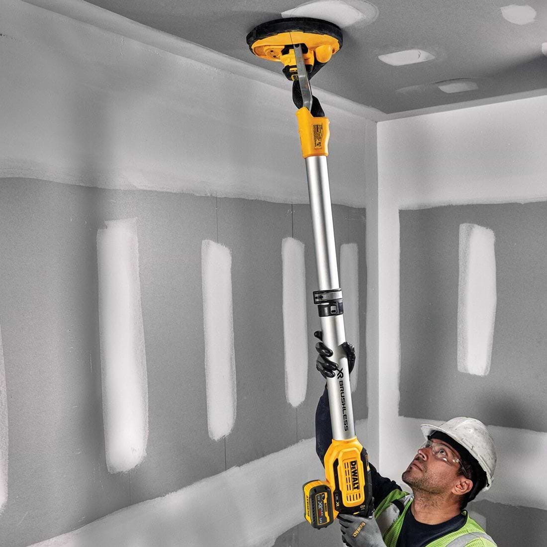 מלטשת טלסקופית נטענת 18/20V בראשלס  DCE800N DeWALT - גוף בלבד