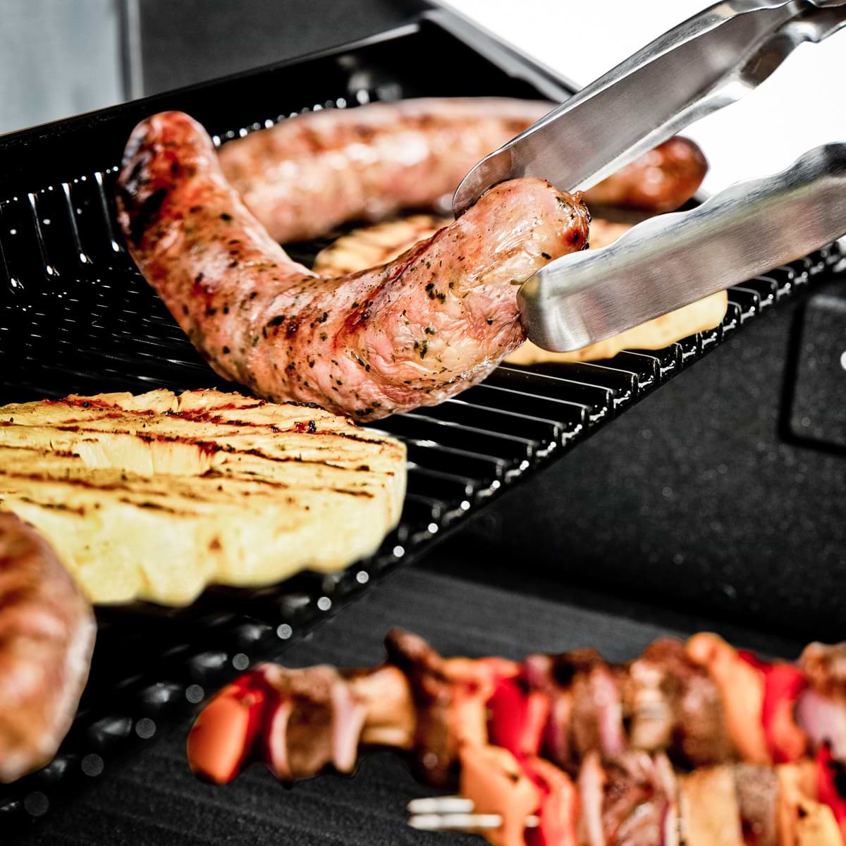 גריל גז 4 מבערים Broil King Crown 440 עם כירת צד 50,000 BTU