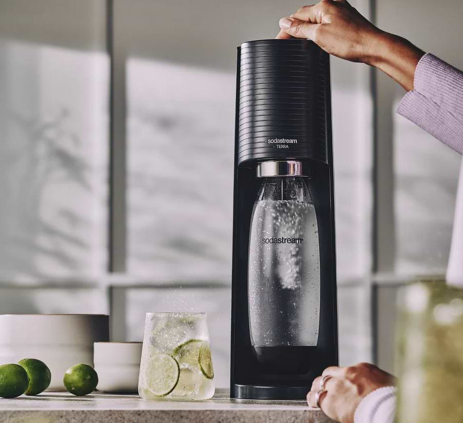 מכשיר סודה סטרים Sodastream TERRA- צבע שחור שנה אחריות ע"י היבואן הרשמי 
