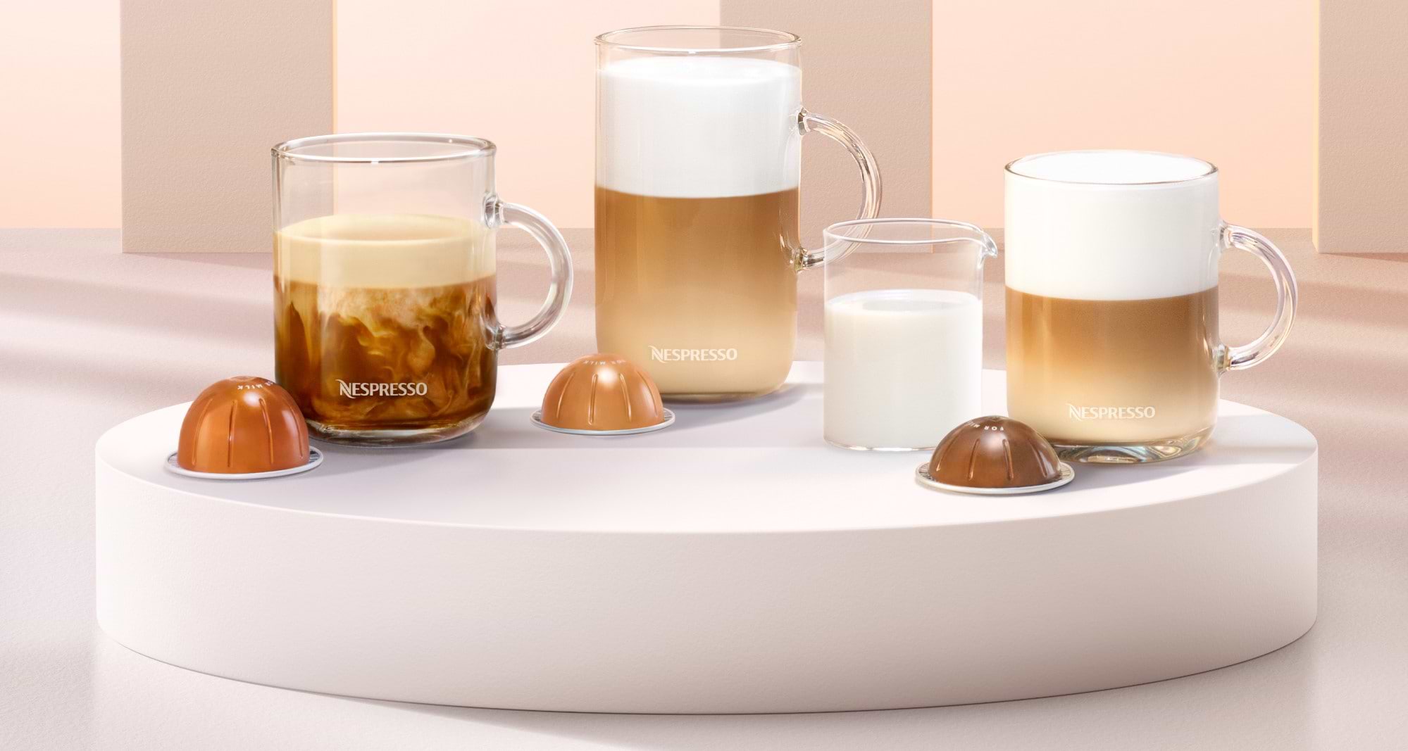מכונת קפה Nespresso GCB2 Vertuo Plus - צבע כסוף שנה אחריות ע"י היבואן הרשמי
