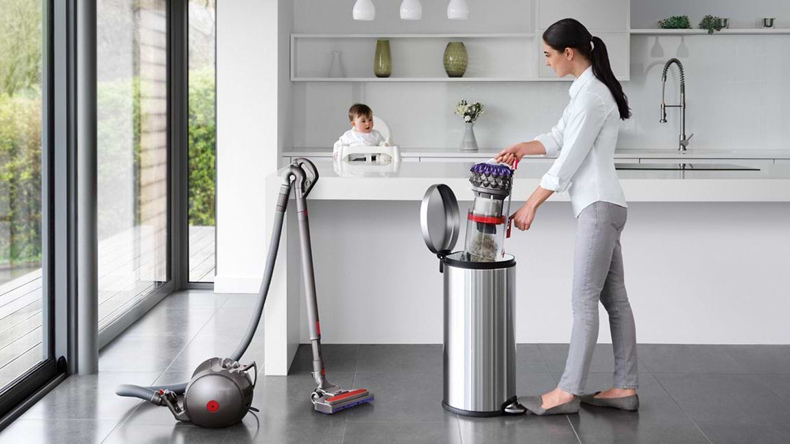 שואב אבק נגרר Dyson CY28 Big Ball Parquet 2 - שנתיים אחריות ע
